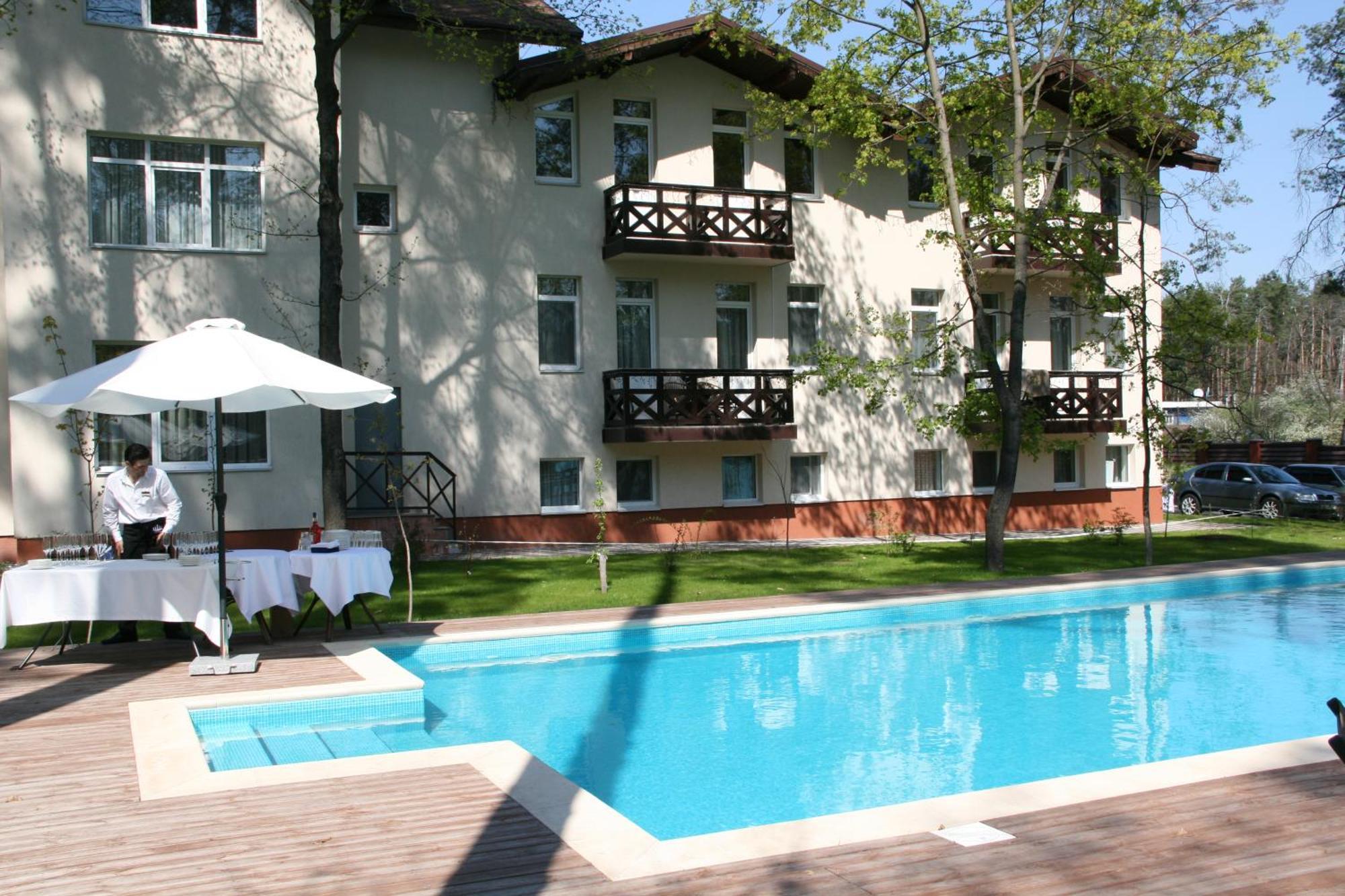 Viktoria Park Hotel Буча Экстерьер фото